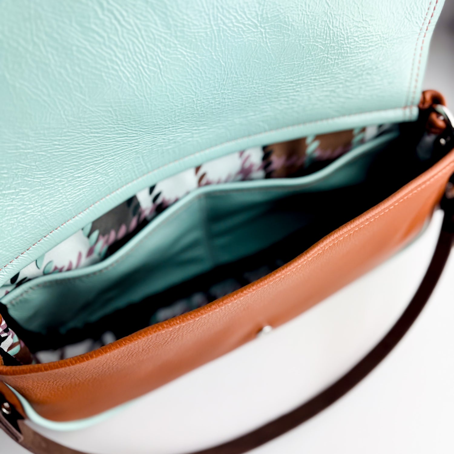 Autumn Reverie Collection | Adri Shoulder Tote | Rust Pebble