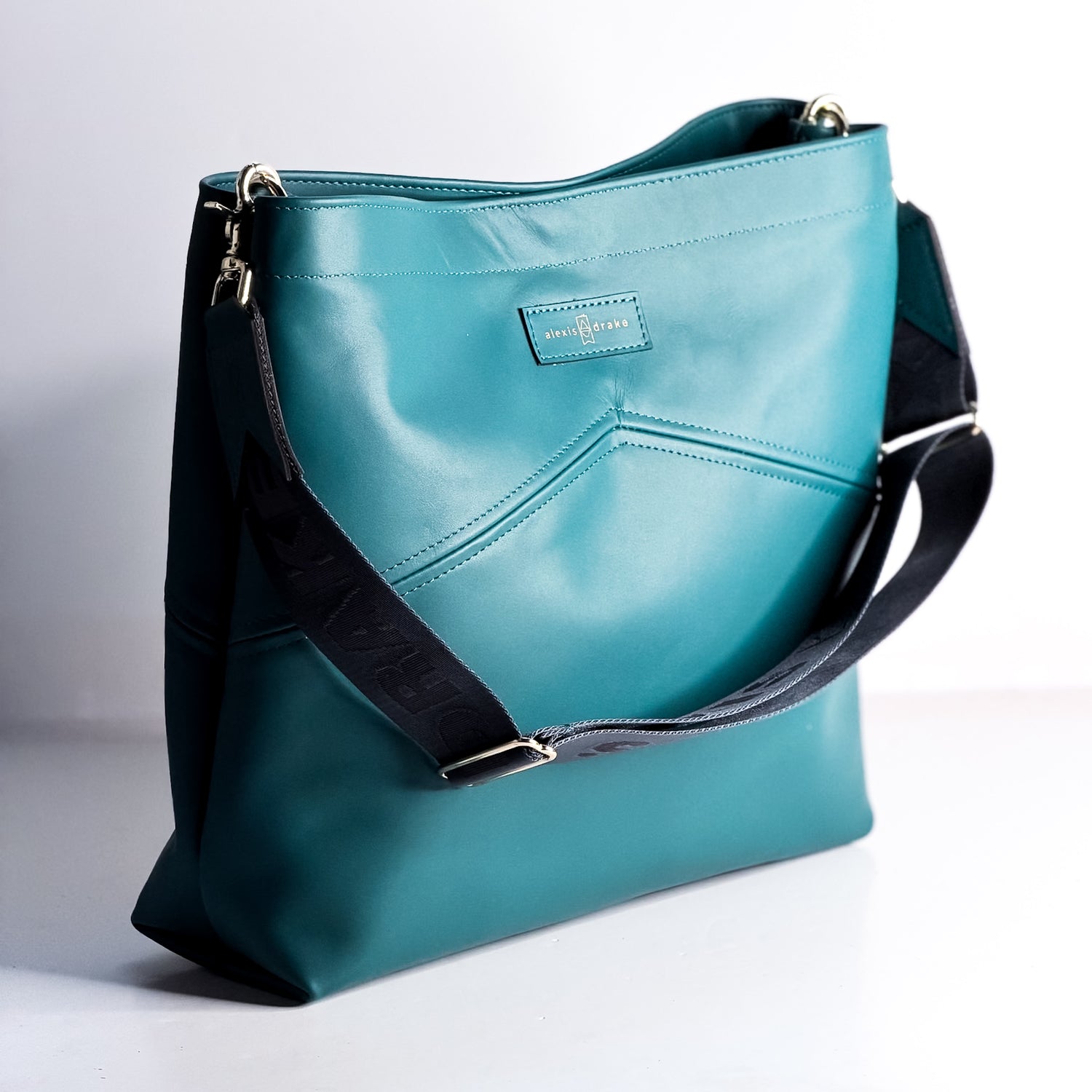 Coastal Collection | Eleanor Shoulder Tote | Tide