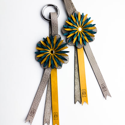 Keychain | Flower Floof Bag Charm | Relaxed Riviera