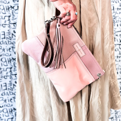 Common Thread Jackie Wristlet No. 1