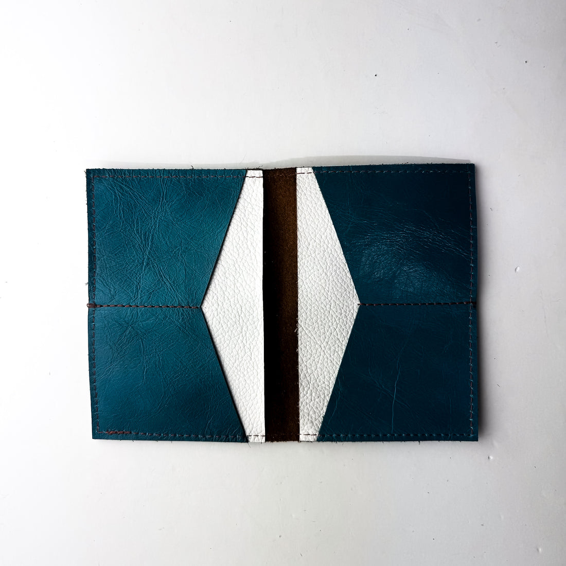 Steamboat Collection | Capsule Wallet | Rocky