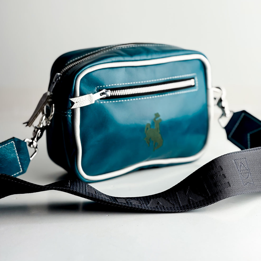 Steamboat Collection | Maeve Crossbody | Turquoise + White Pebble