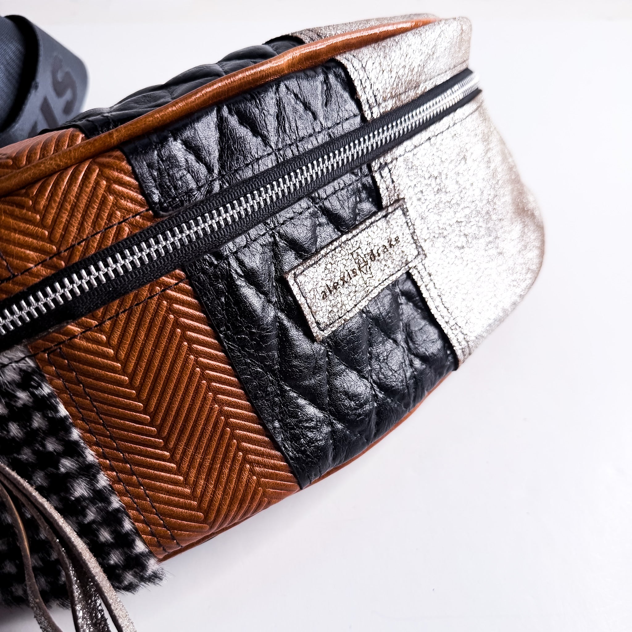 Common Thread Louie Fanny Crossbody No. 5