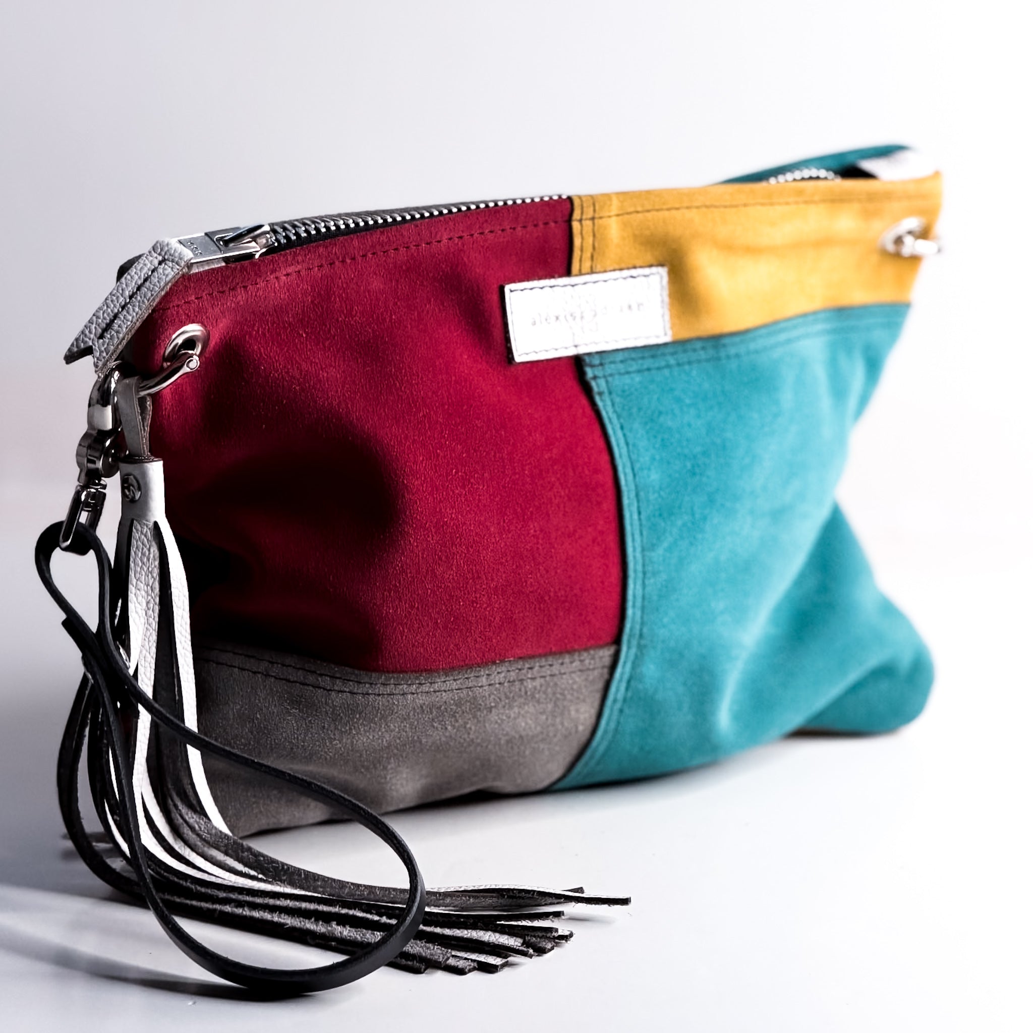 Common Thread Jackie Wristlet No. 3