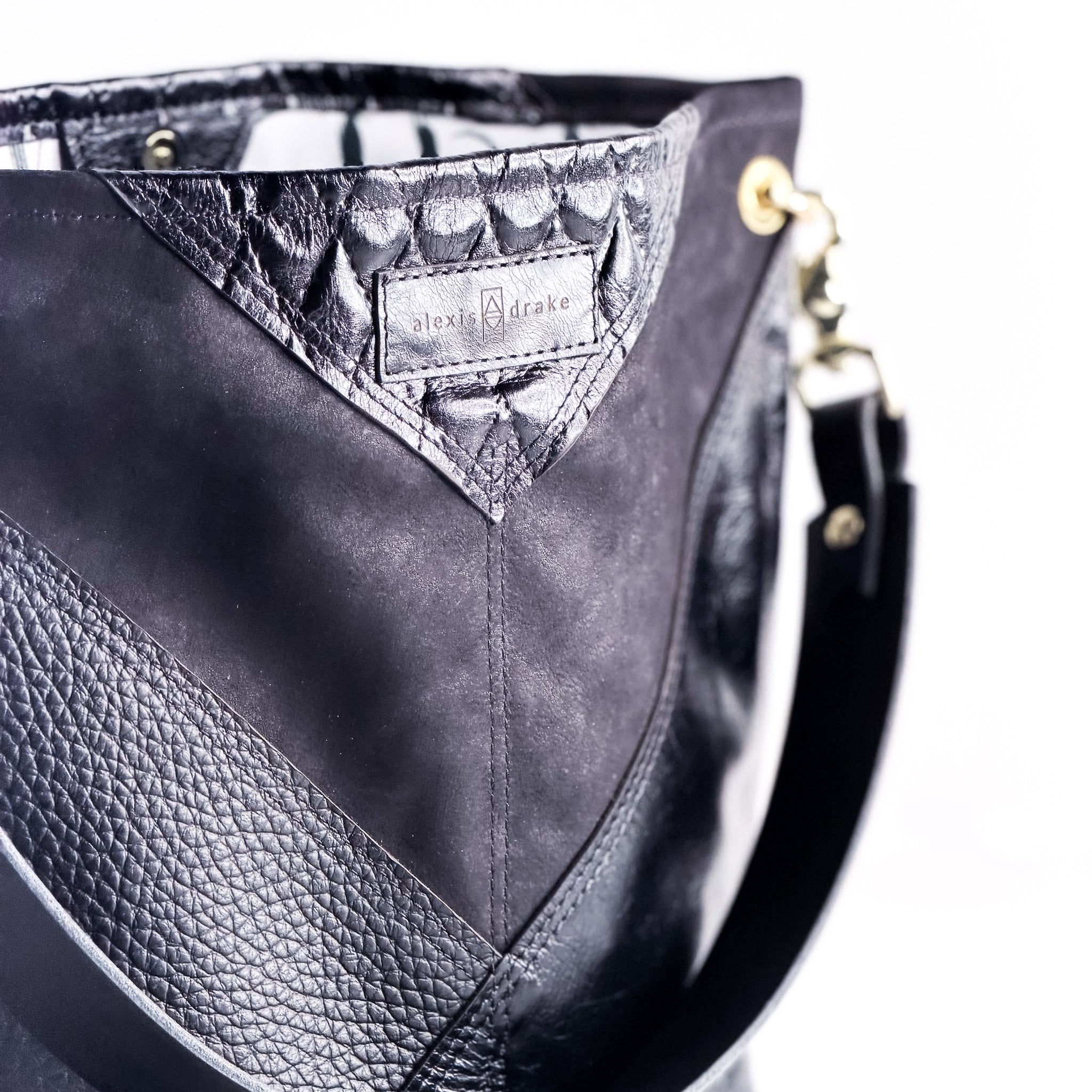 Common Thread Tivoli Shoulder Tote No. 7