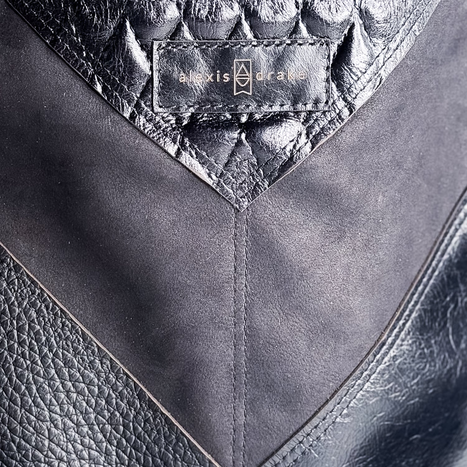 Common Thread Tivoli Shoulder Tote No. 7