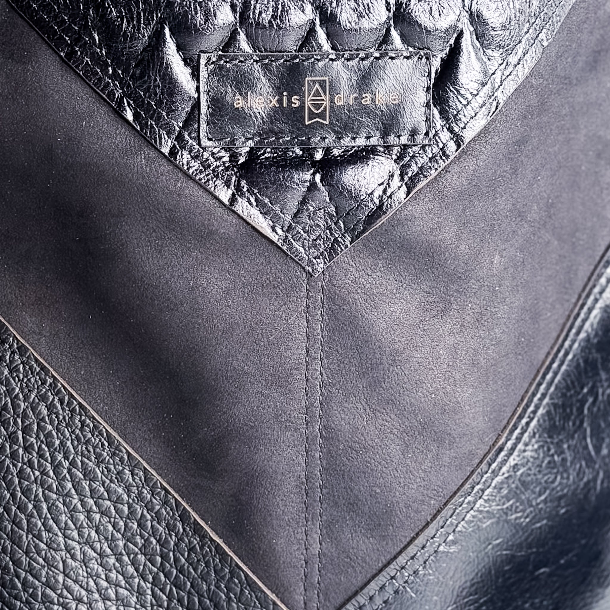 Common Thread Tivoli Shoulder Tote No. 7