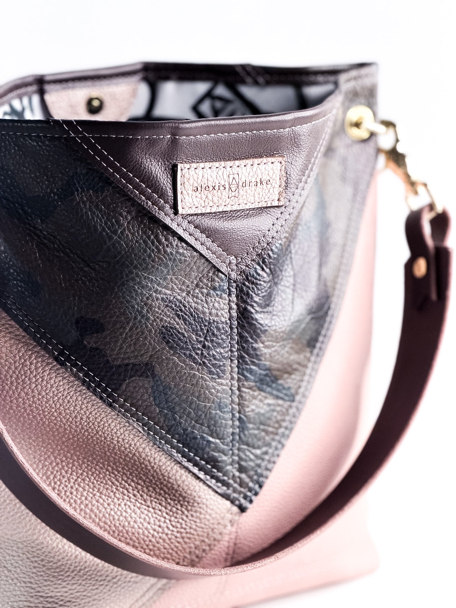 Common Thread Tivoli Shoulder Tote No. 3