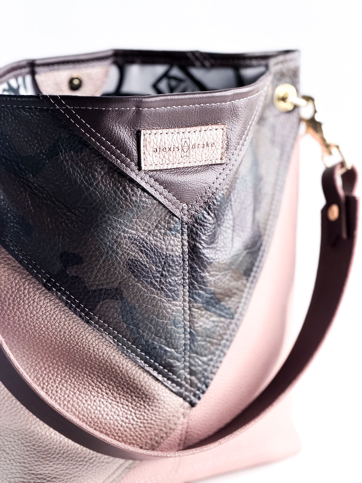 Common Thread Tivoli Shoulder Tote No. 3
