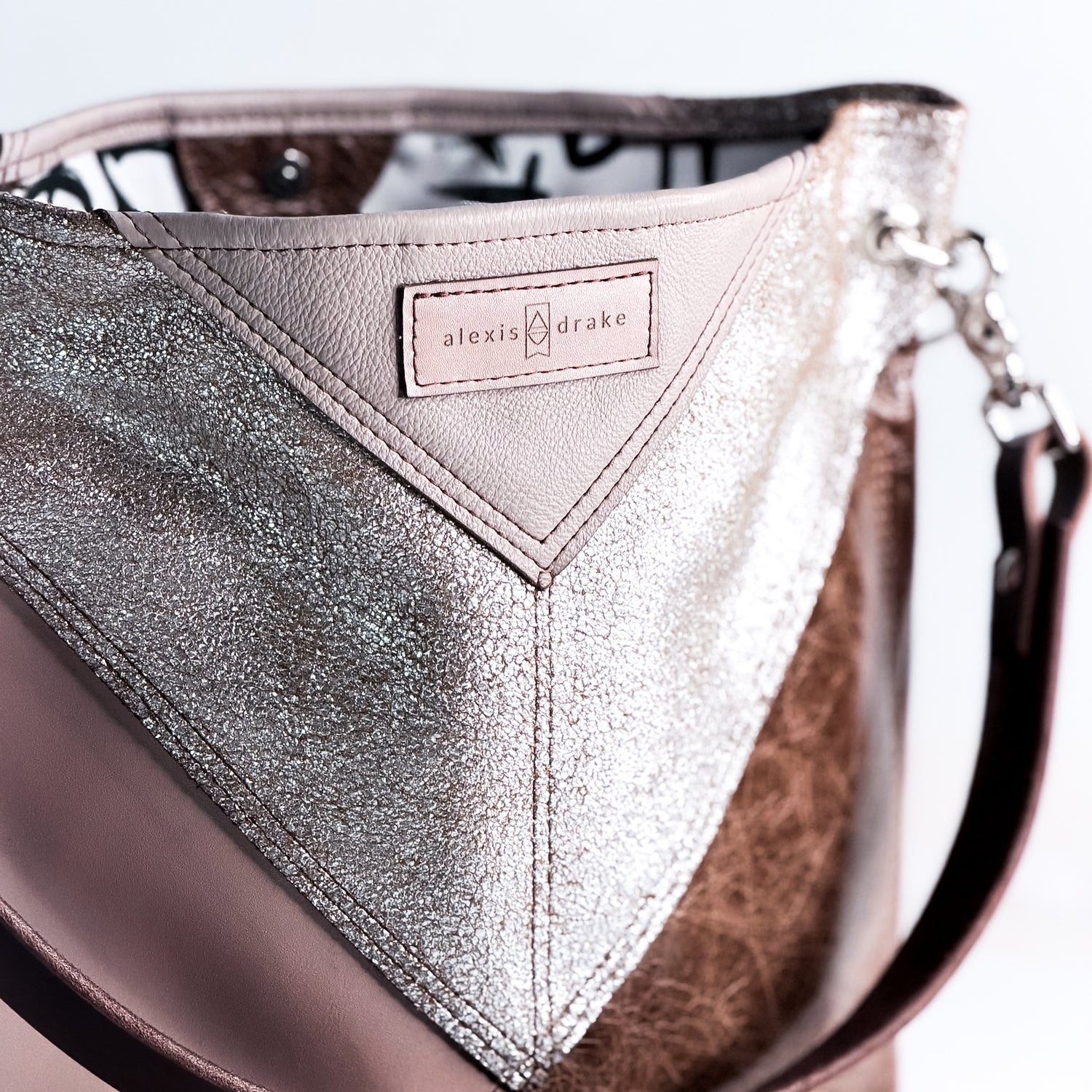 Common Thread Tivoli Shoulder Tote No. 1