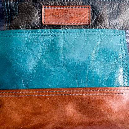Common Thread Tourist Crossbody No. 4