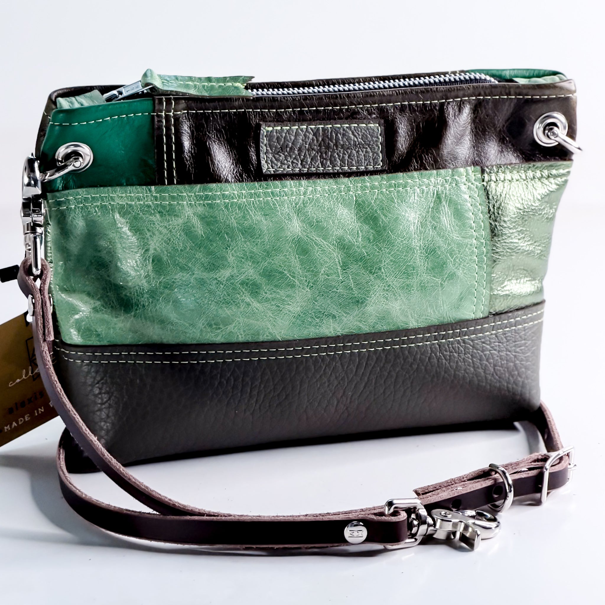 Common Thread Tourist Crossbody No. 1