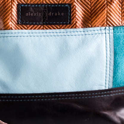 Common Thread Tourist Crossbody No. 7