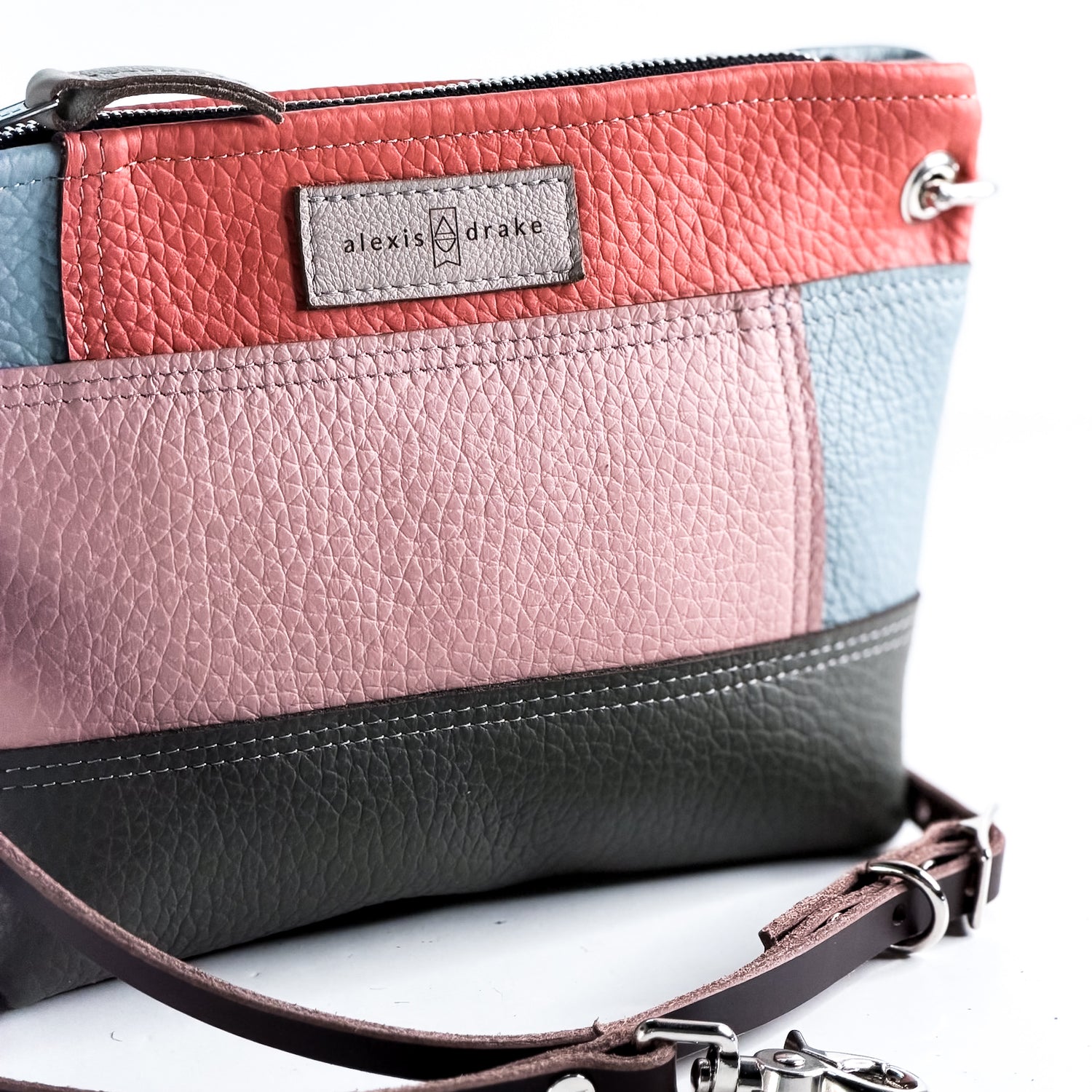 Common Thread Tourist Crossbody No. 5