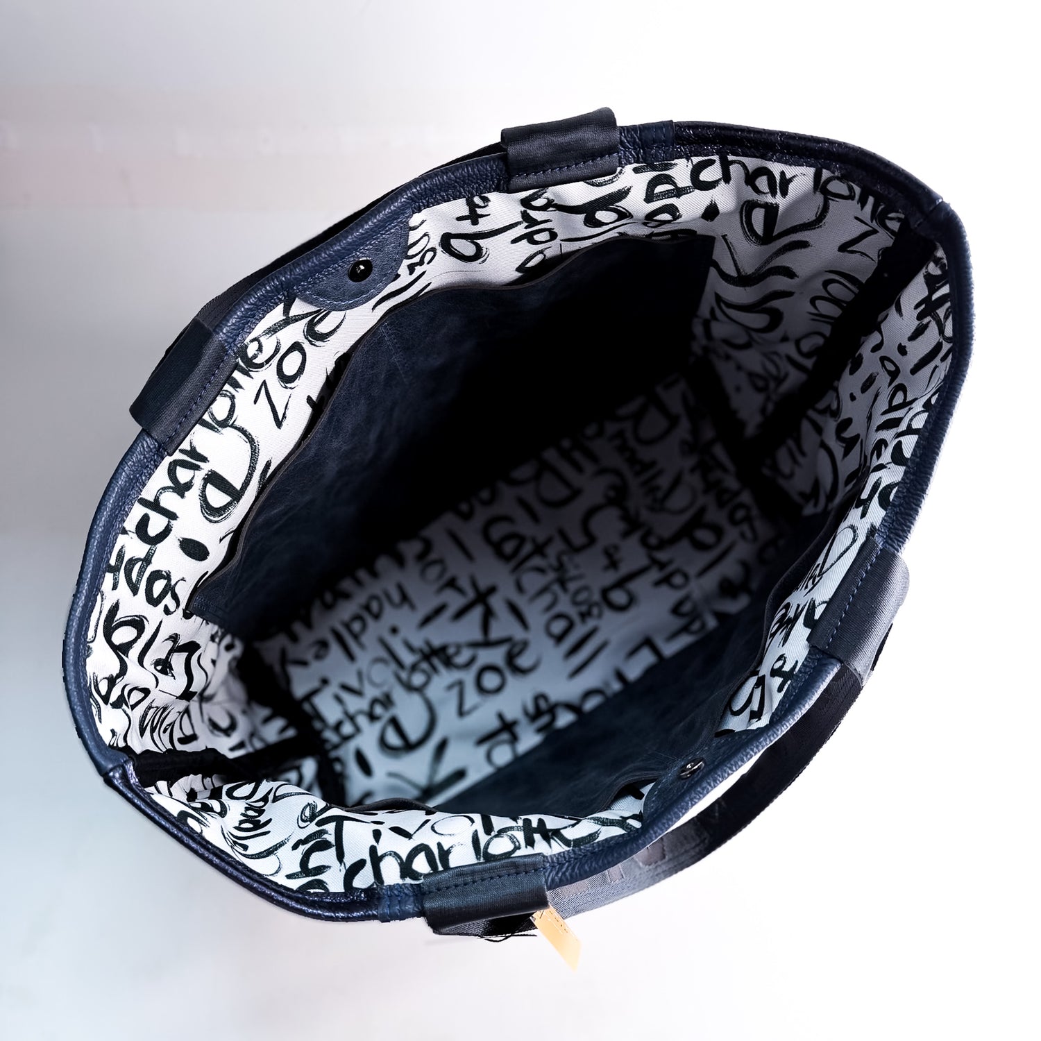 Common Thread Getaway Tote No. 1