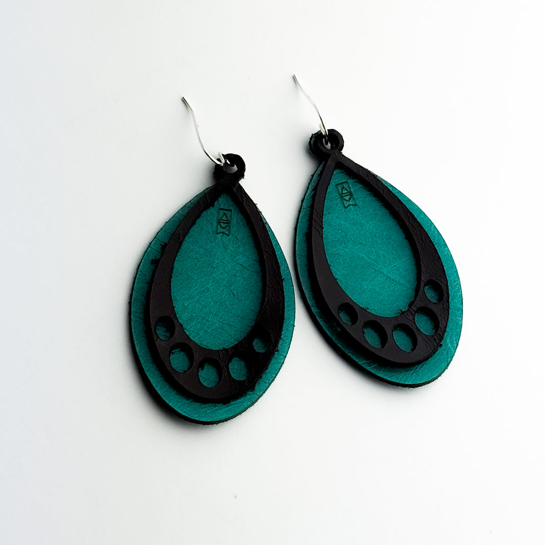 Jewelry | Oval Leather Earrings | Rocky + Cactus