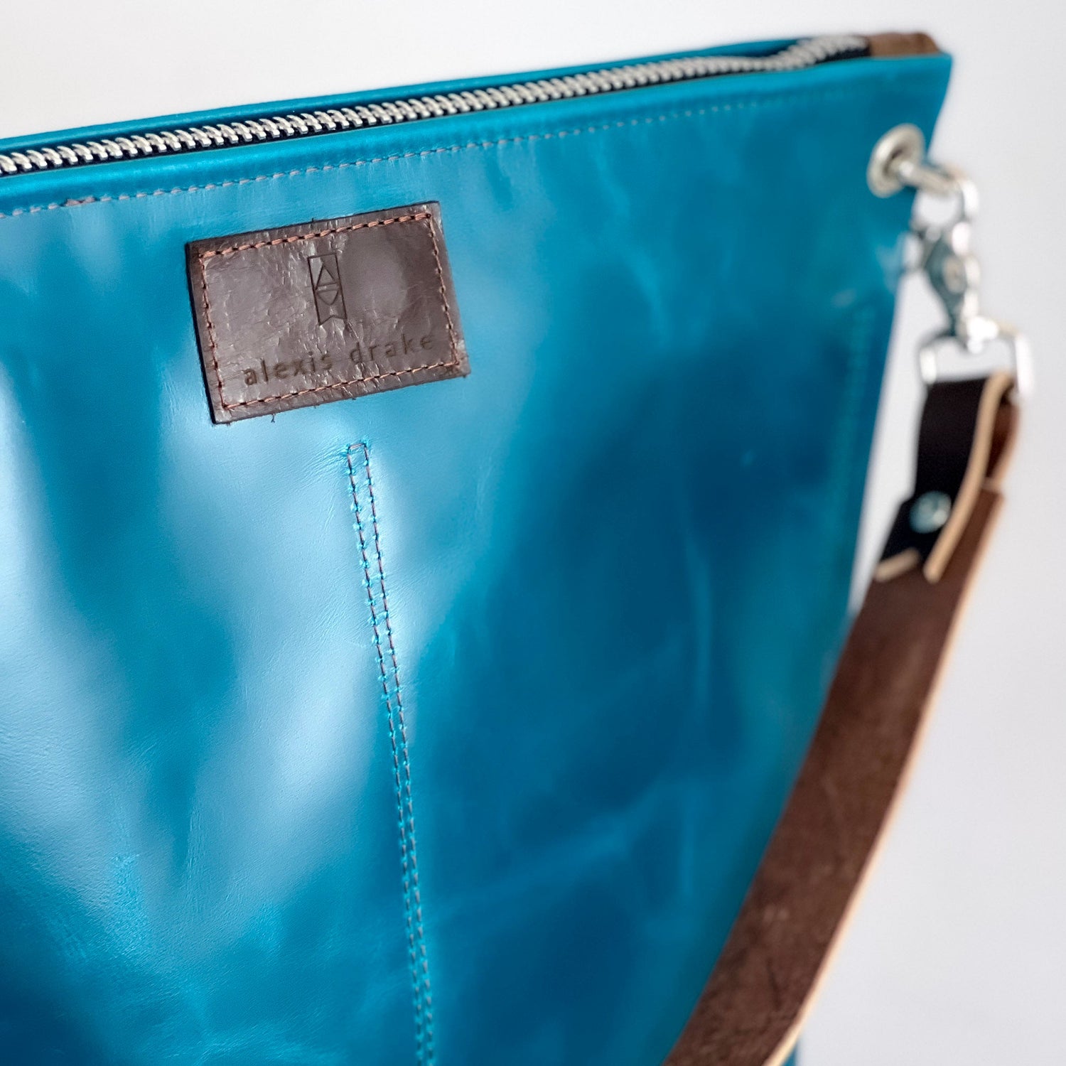 Practically Perfect Collection | Drake Shoulder Tote | Turquoise