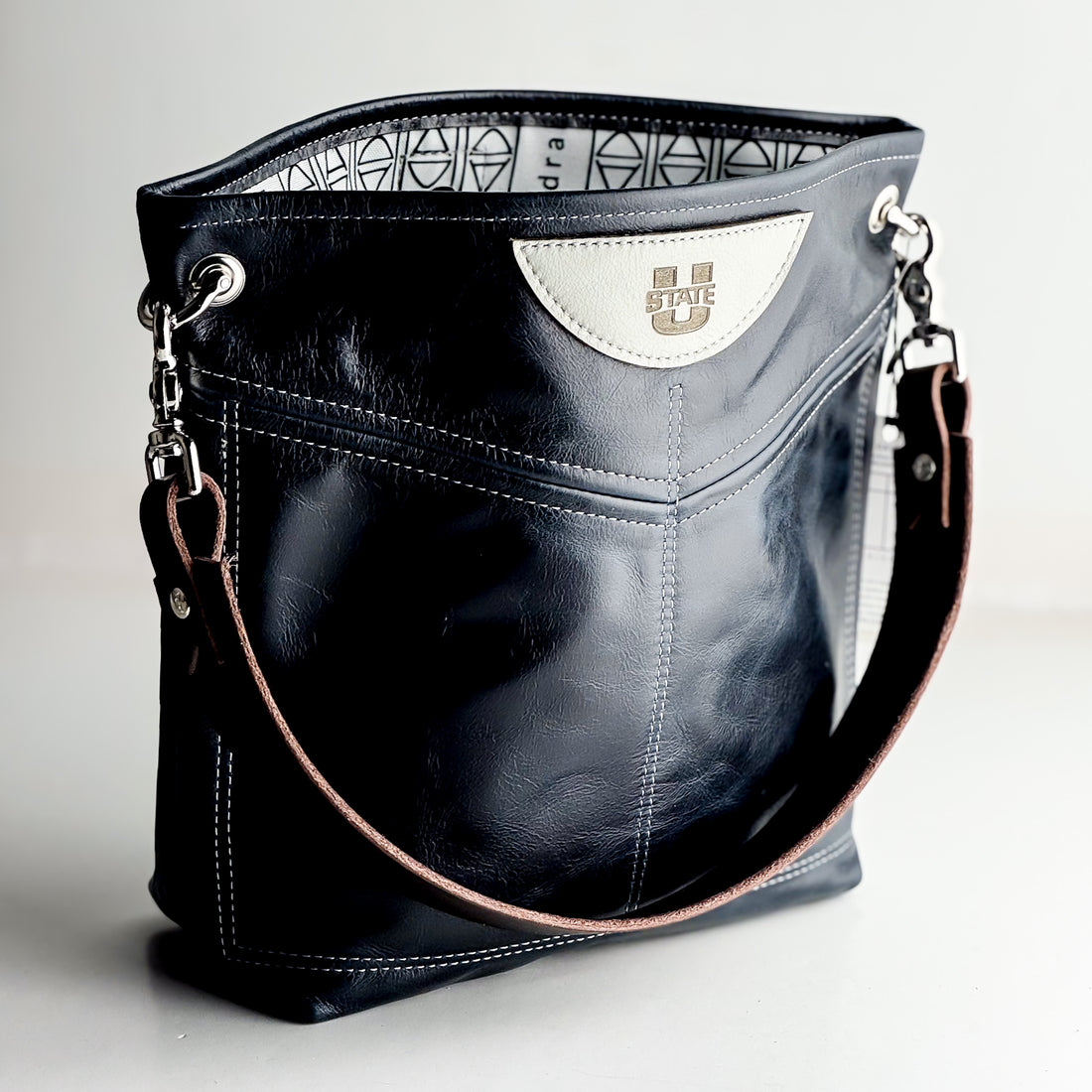Utah State University Collection | Tivoli Shoulder Tote | Navy