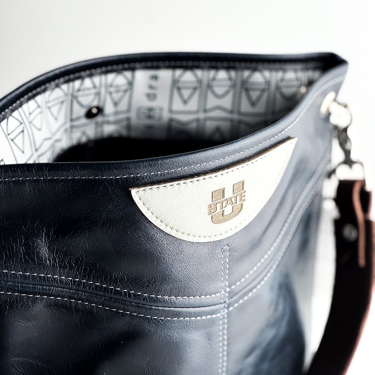 Utah State University Collection | Tivoli Shoulder Tote | Navy