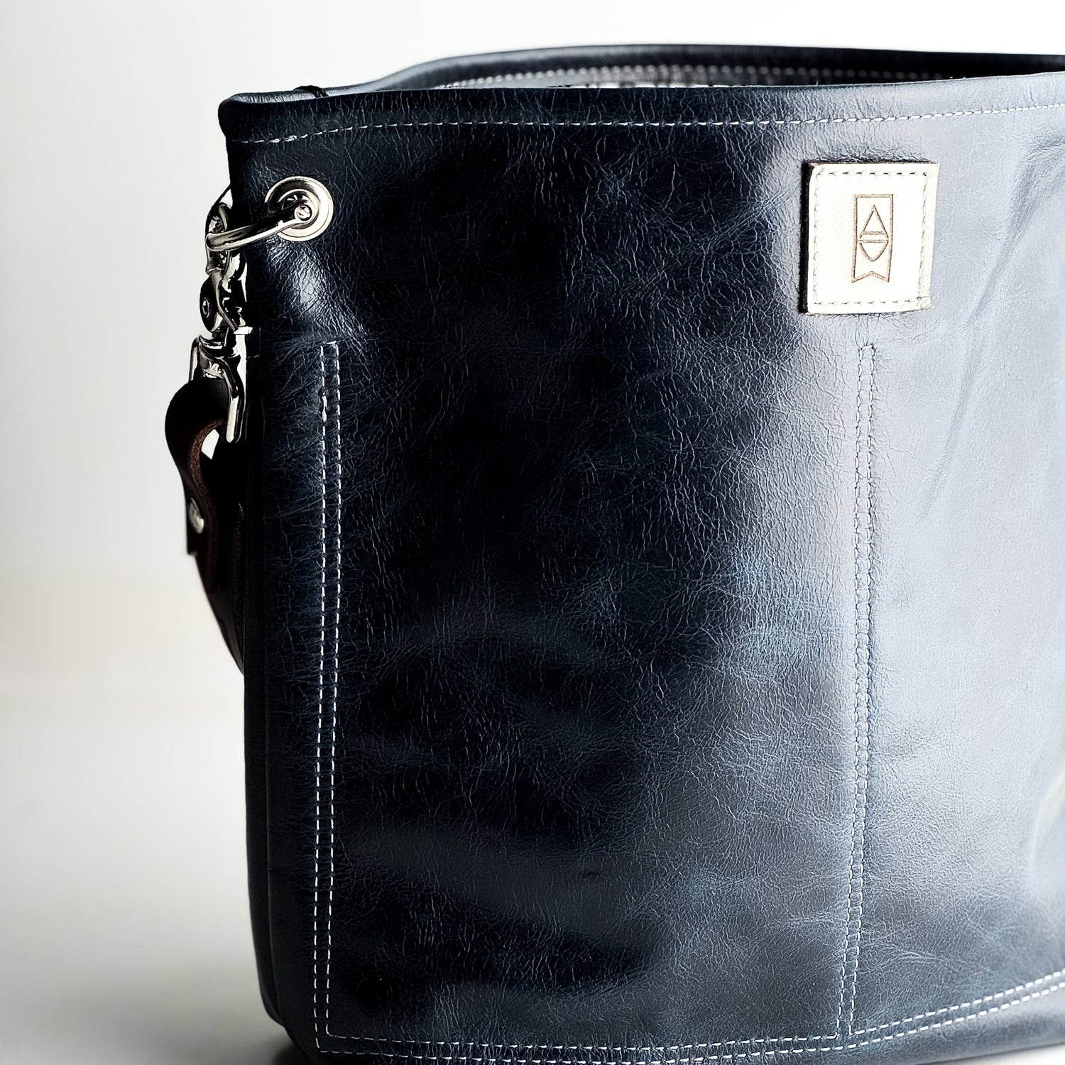 Utah State University Collection | Tivoli Shoulder Tote | Navy