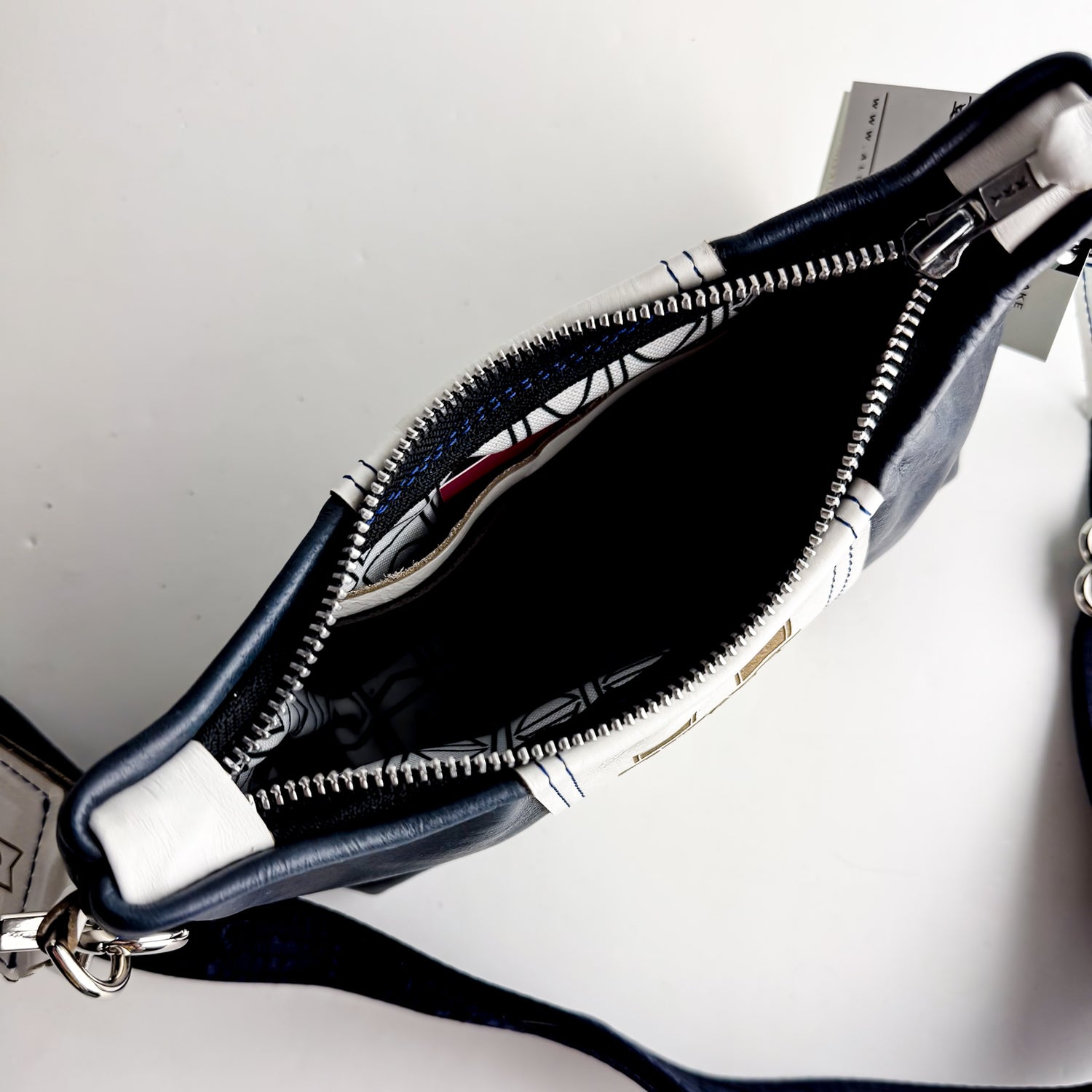 Utah State University Collection | Penelope Crossbody | Navy + White