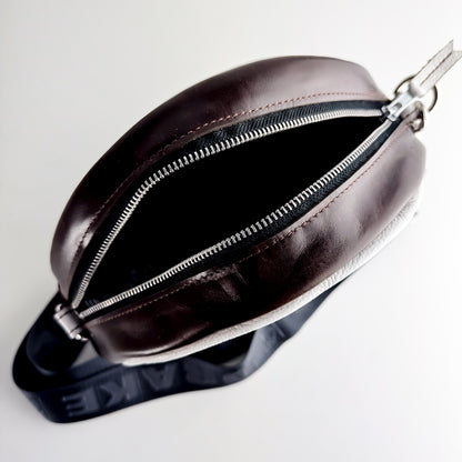 Steamboat Collection | Flicka Crossbody | Rocky + White Pebble