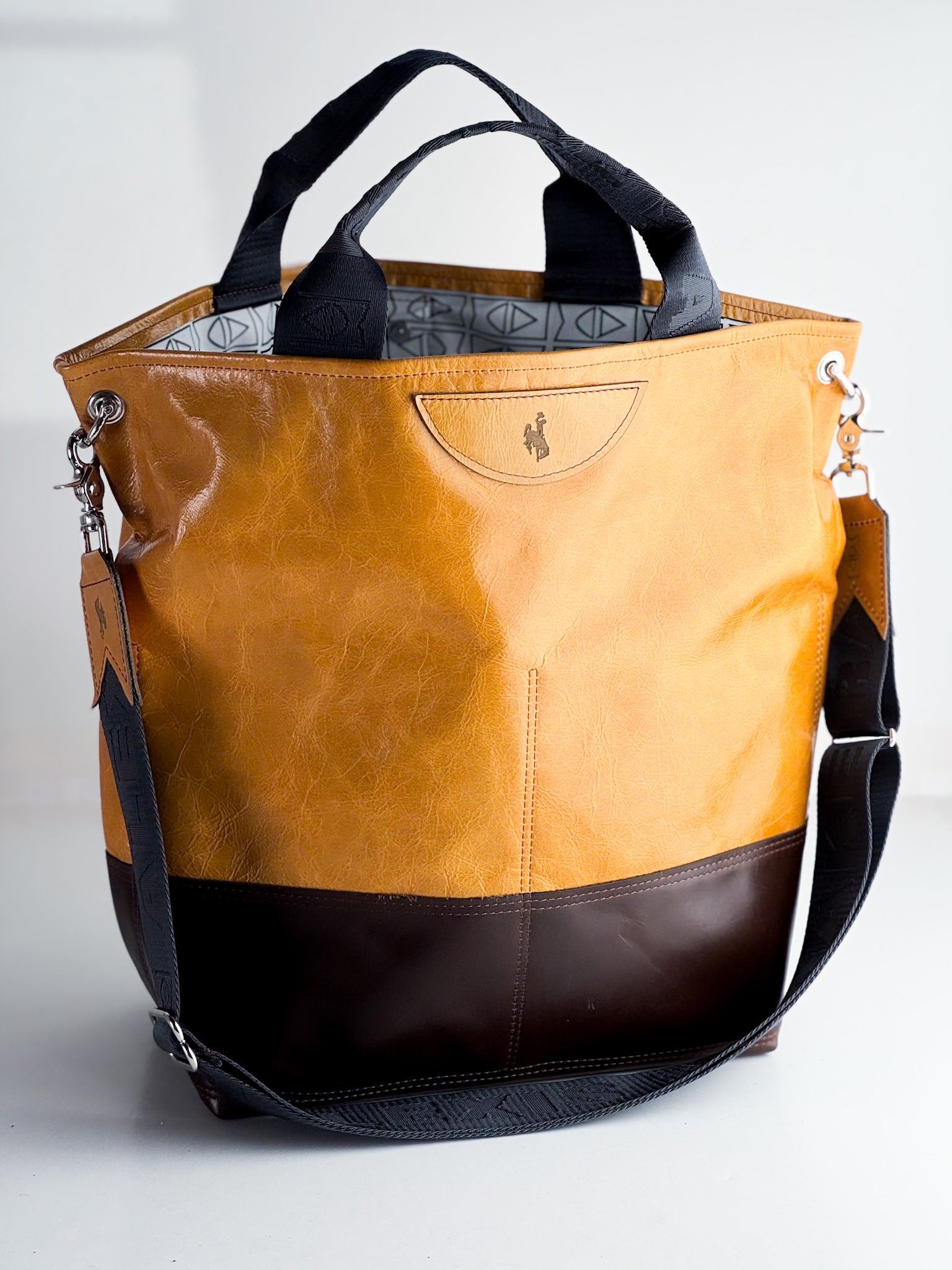 Steamboat Collection | Lexington Shoulder Tote | Butter + Rocky
