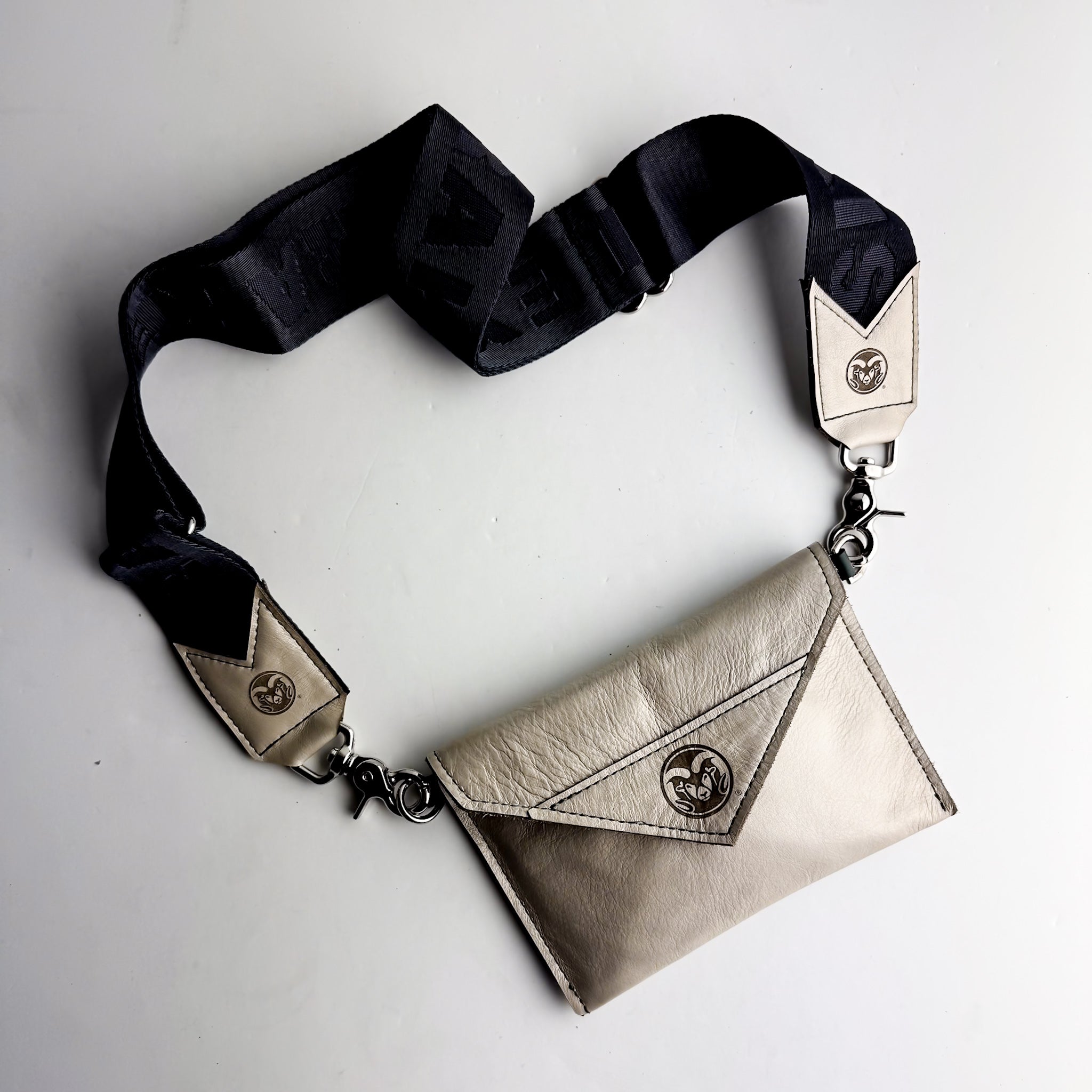 CSU Ram Collection | Envelope Cellphone Crossbody | Platinum