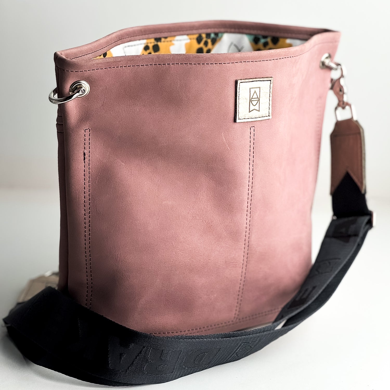 Urban Edge Collection | V-Tivoli Shoulder Tote | Distressed Pink Jade