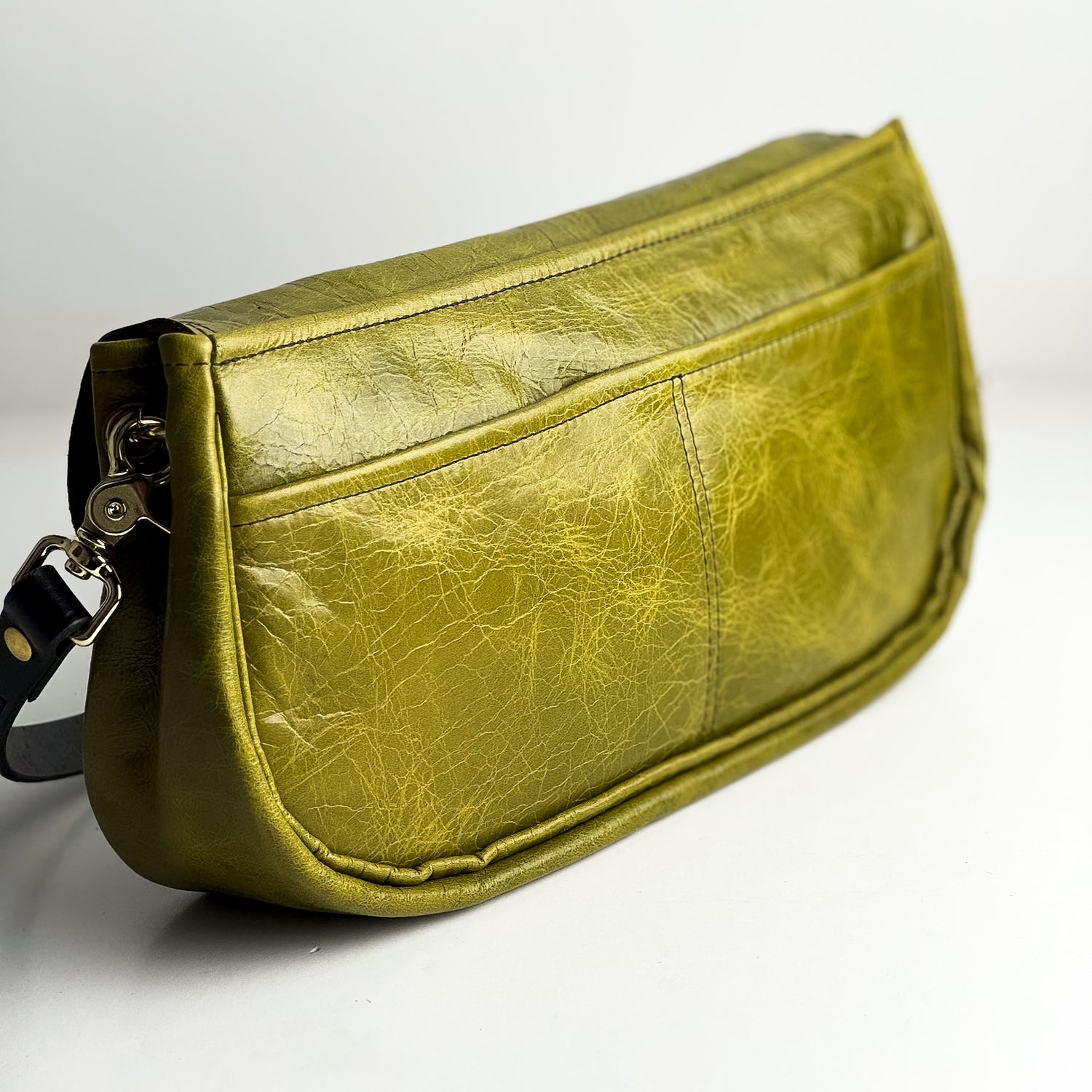 Urban Edge Collection | Adri Shoulder Tote | Olive Leaf