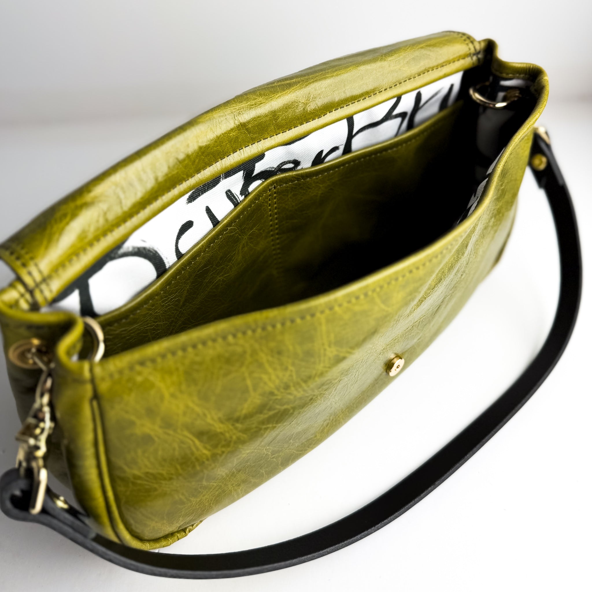 Urban Edge Collection | Adri Shoulder Tote | Olive Leaf