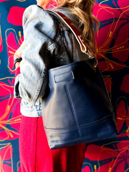 Color Theory Collection | Tivoli Shoulder Tote | Midnight Navy