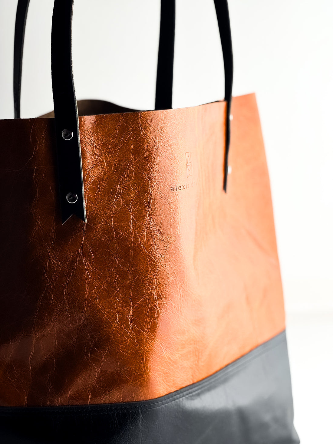 Everyday Collection | Market Tote | Whiskey + Black