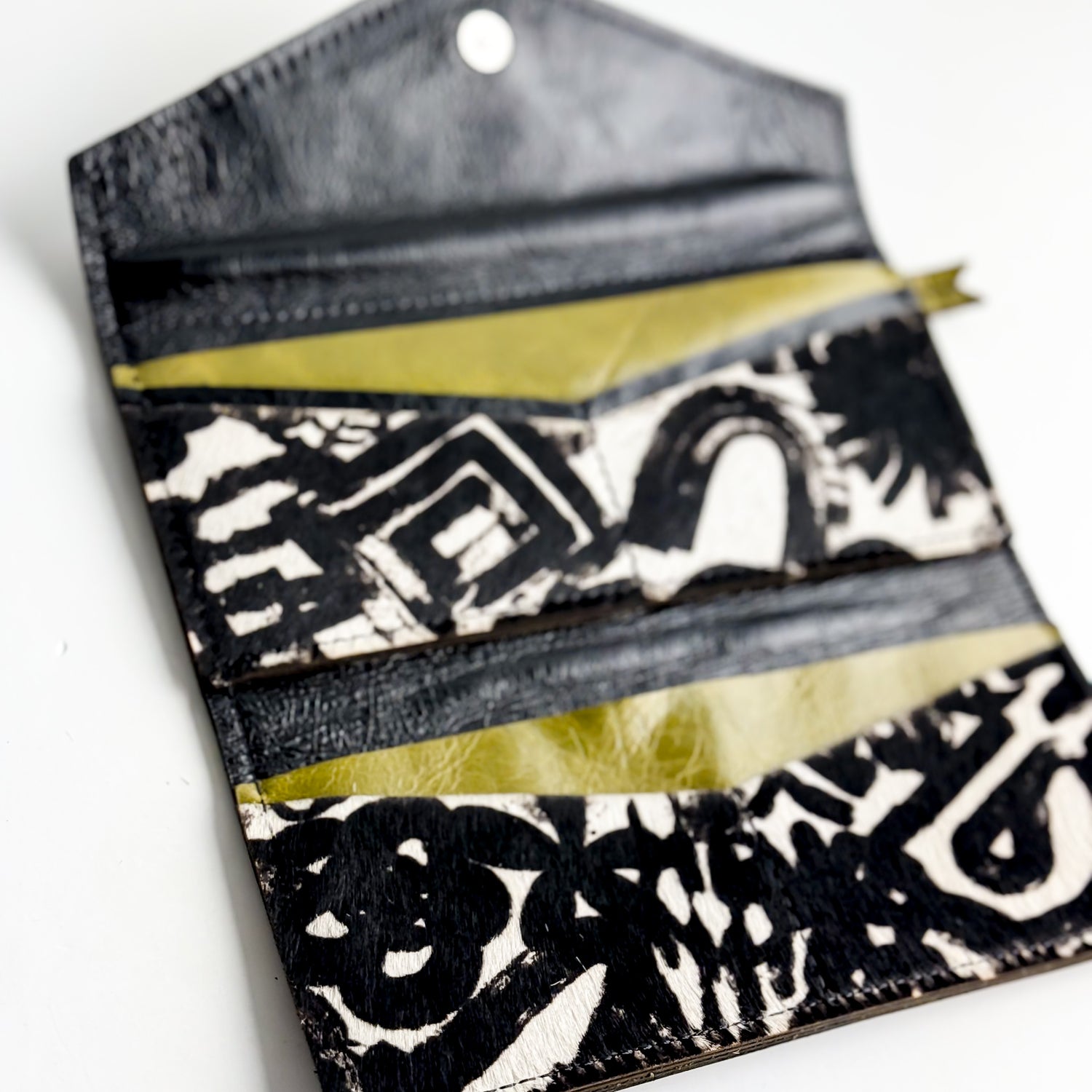 Urban Edge Collection | Genevieve Wallet | Iron Ore