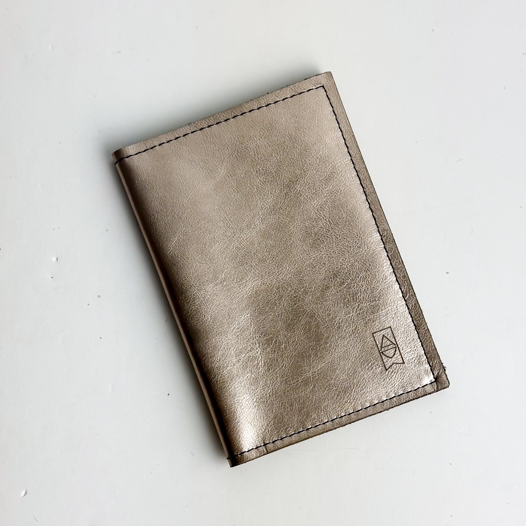 Urban Edge Collection | Capsule Wallet | Champagne Steel