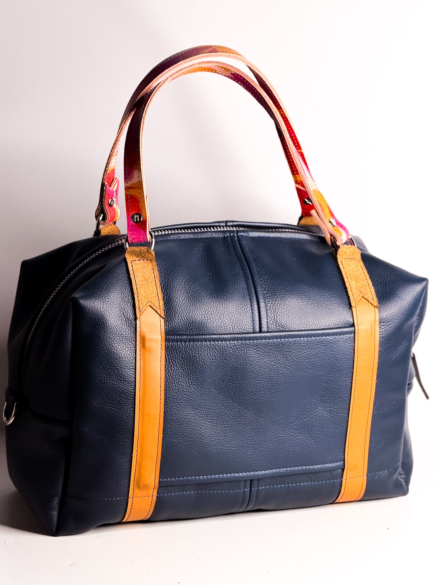 Color Theory Collection | Eliza Traveler Tote | Midnight Navy