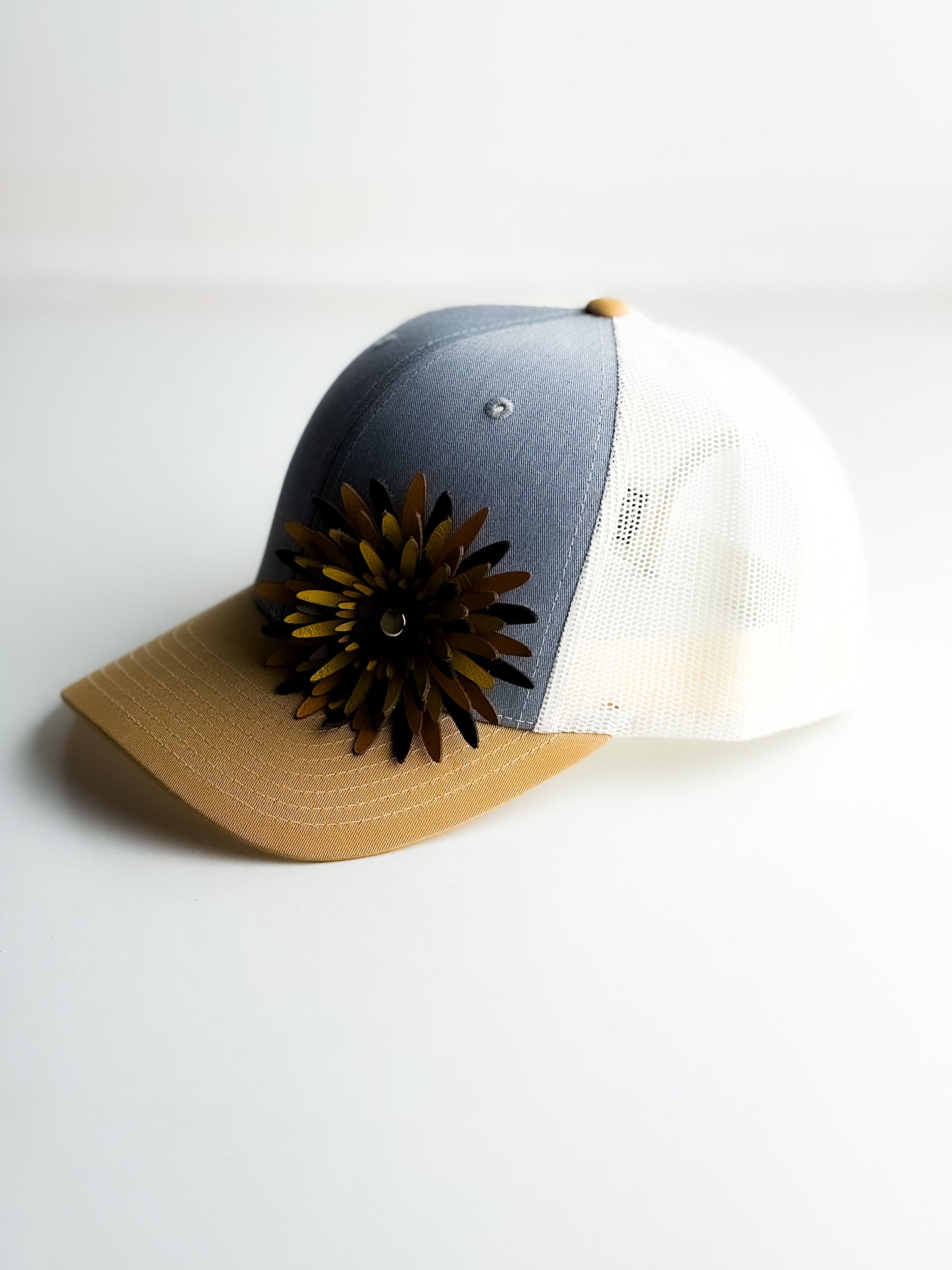 Steamboat Collection | Trucker Hat | Mum