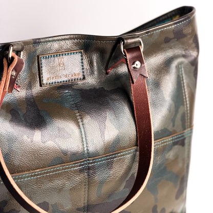 Open Range Collection | 9 to 5 Shoulder Tote | Camo
