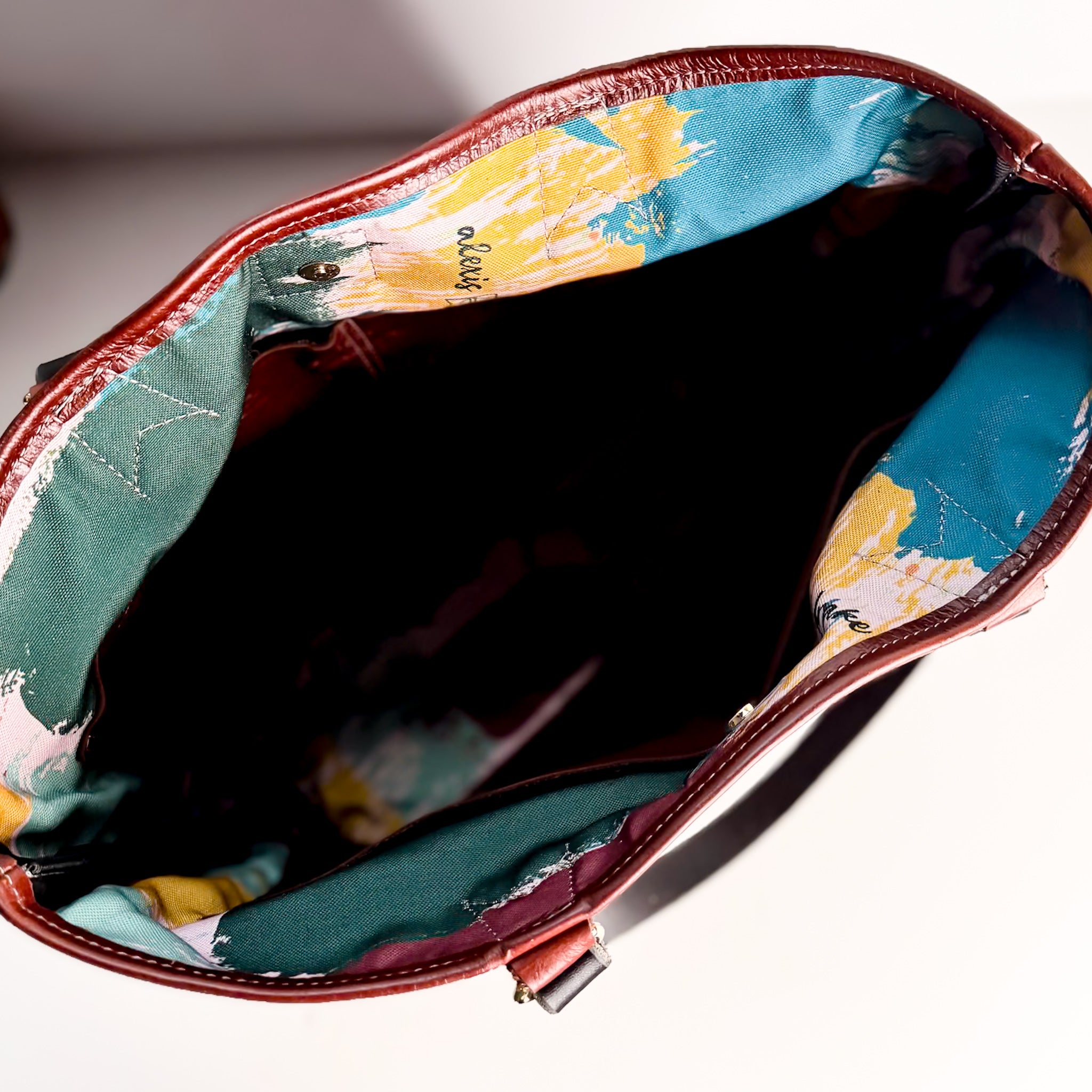 Open Range Collection | 9 to 5 Shoulder Tote | Rust