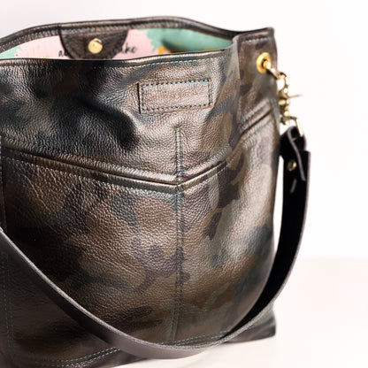 Open Range Collection | Tivoli Shoulder Tote | Camo