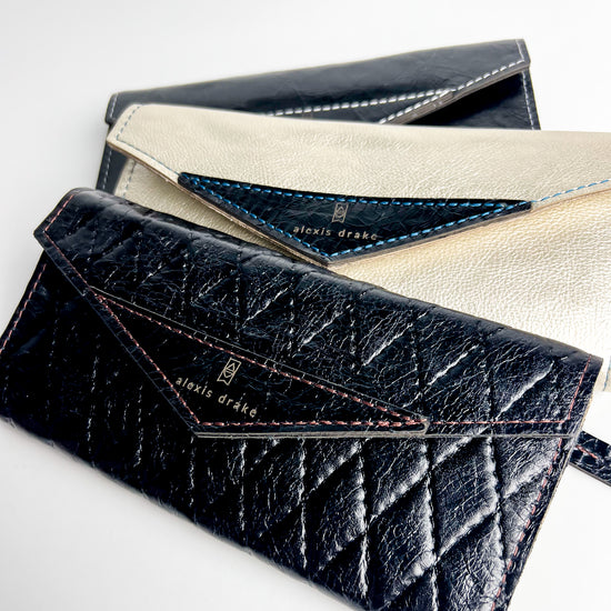 Holiday Collection | Genevieve Wallet | Platinum