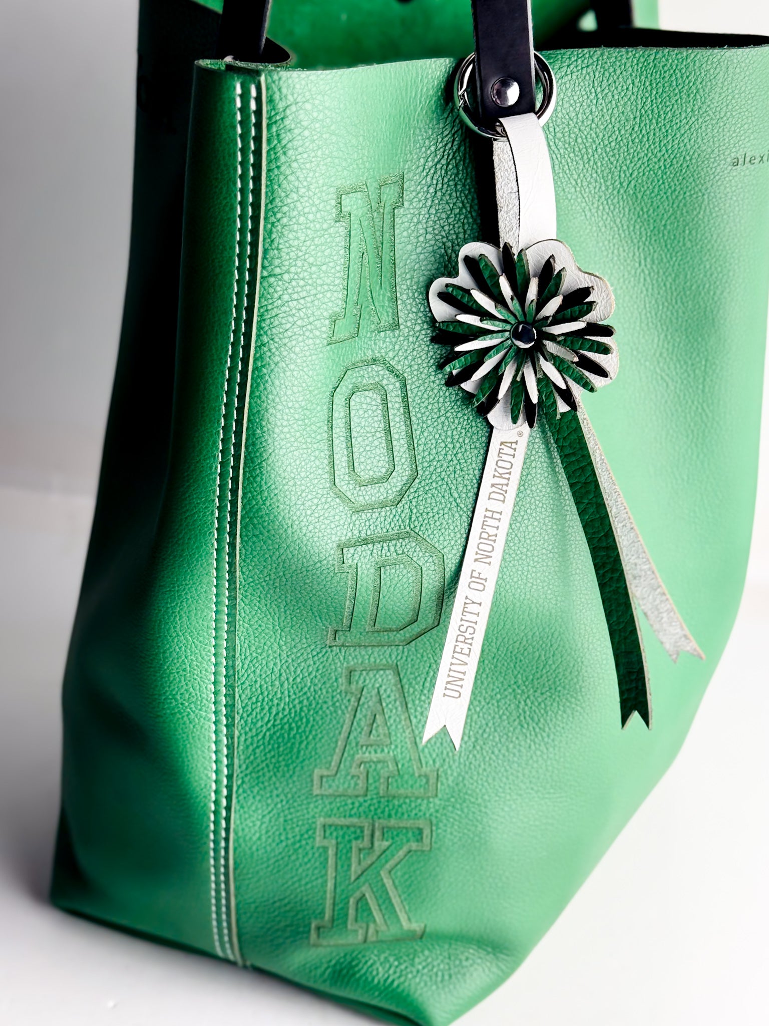 University of North Dakota | Keychain | Flower Floof Bag Charm
