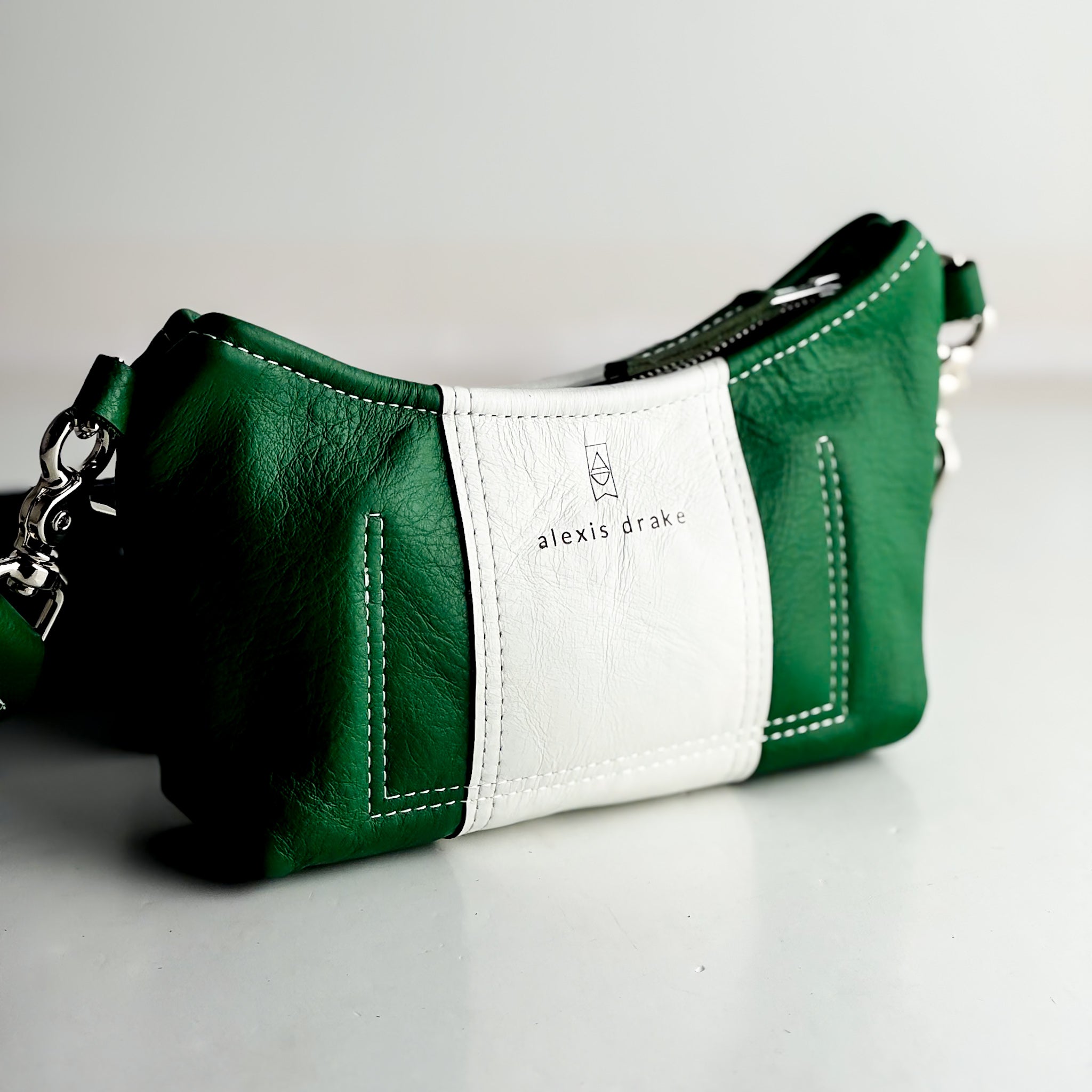University of North Dakota | Penelope Crossbody | Kelly Green + White