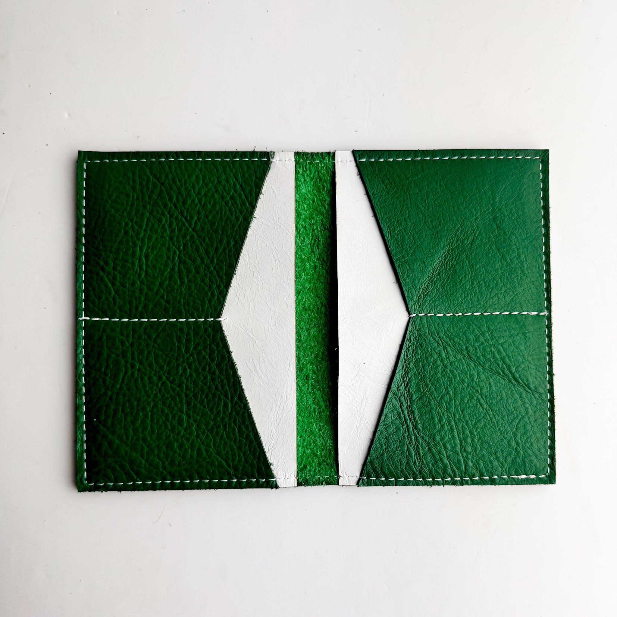 University of North Dakota | Capsule Wallet | Kelly Green | Various