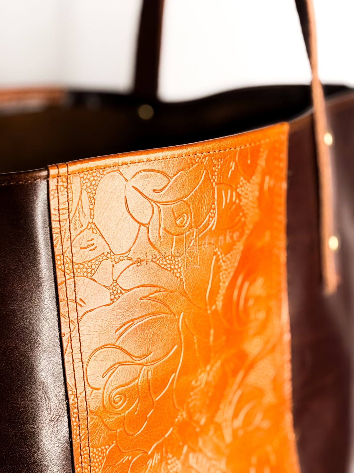 Steamboat Collection | Market Tote | Gold Embossed + Rocky