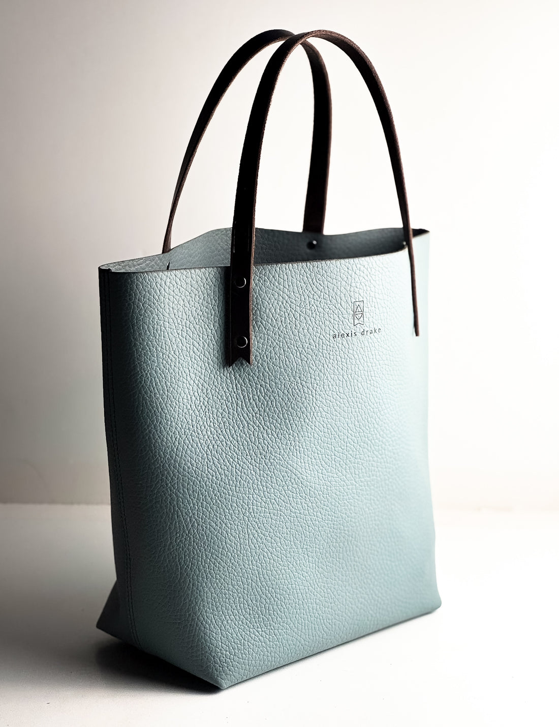 Market Tote Tuesday | Frost