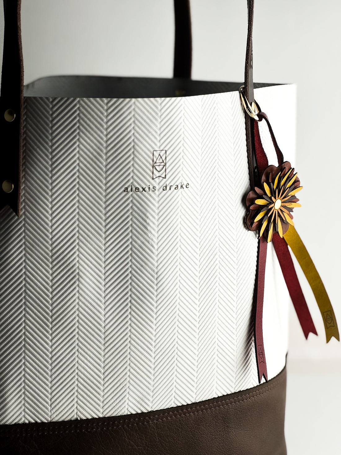 Tote Tuesday Collection | Market Tote | White Embossed + Tobacco