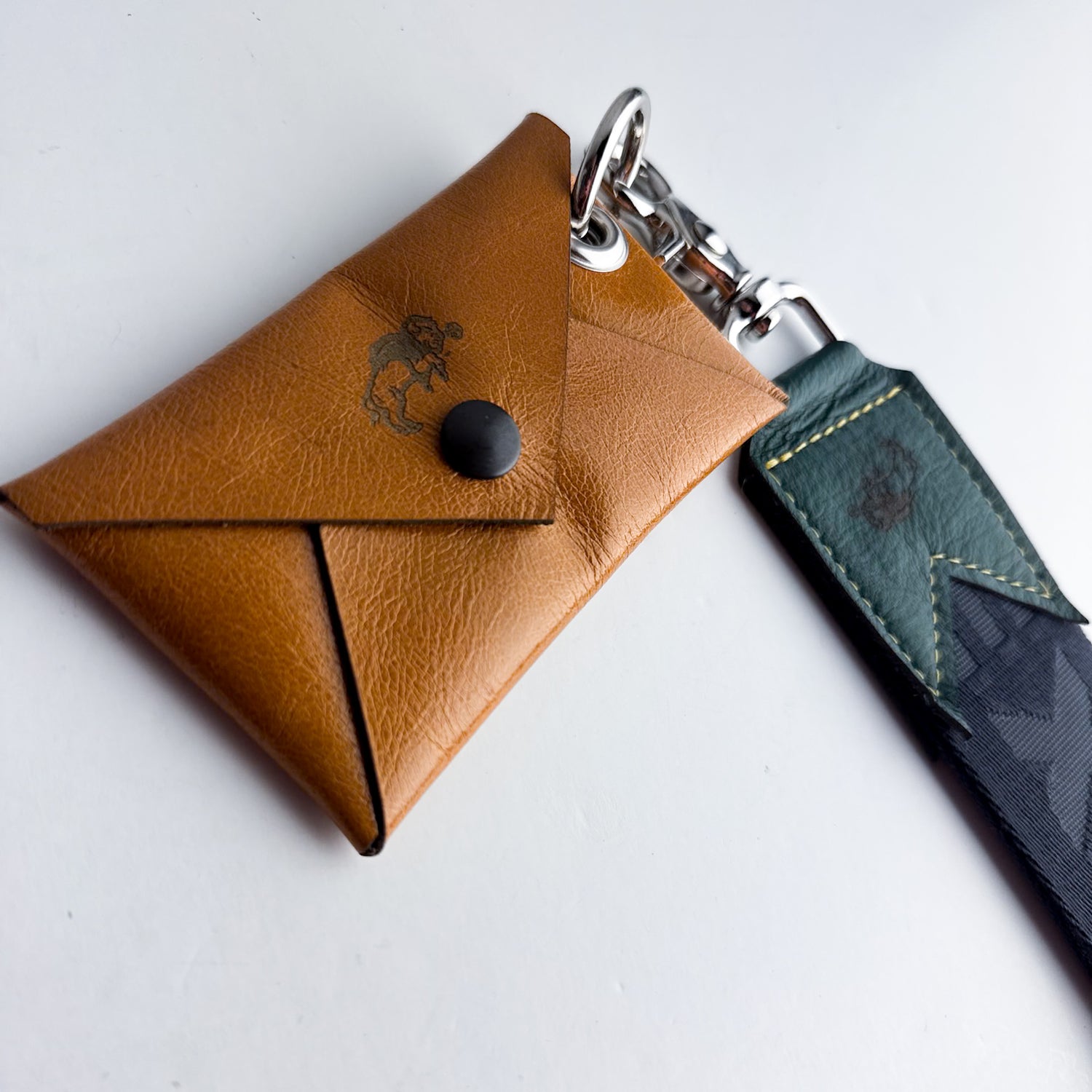 North Dakota State University | Keychain | Leather Wallet Wristlet Pouch | Butter