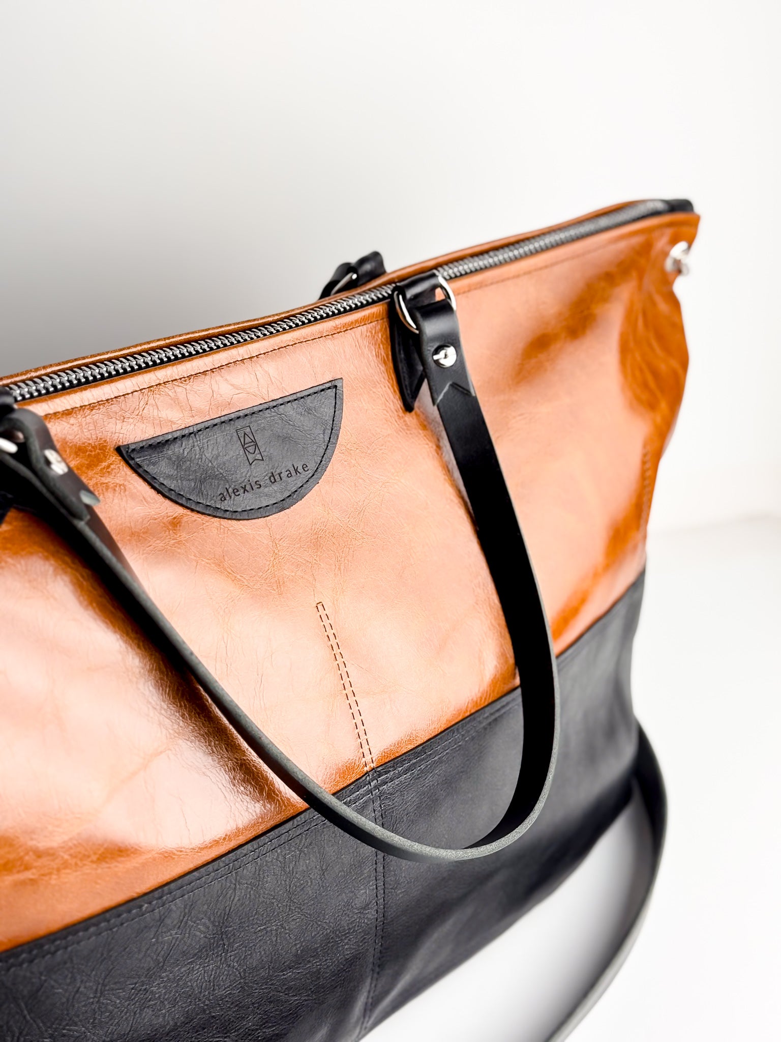 Everyday Collection | Roundabout Weekender Tote | Whiskey + Black