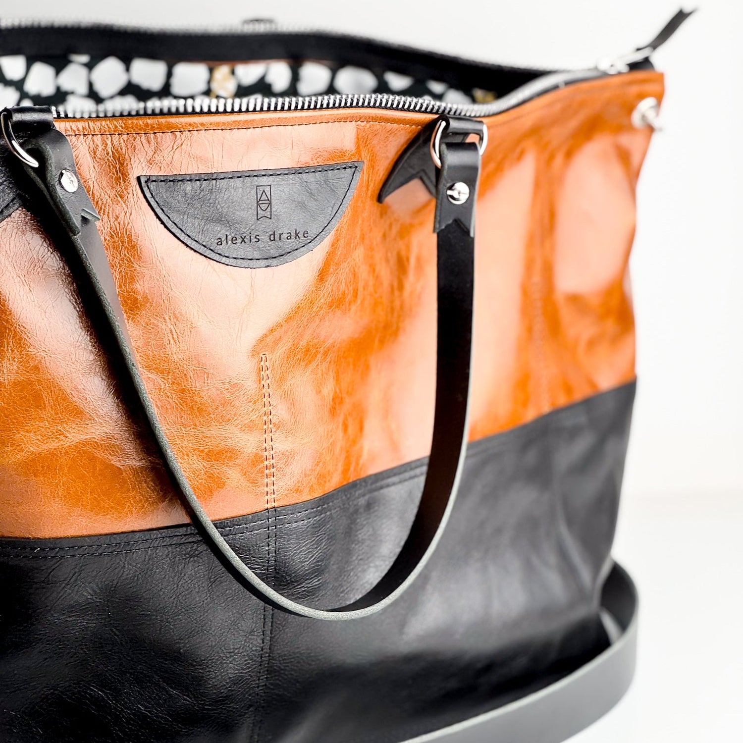 Everyday Collection | Roundabout Weekender Tote | Whiskey + Black